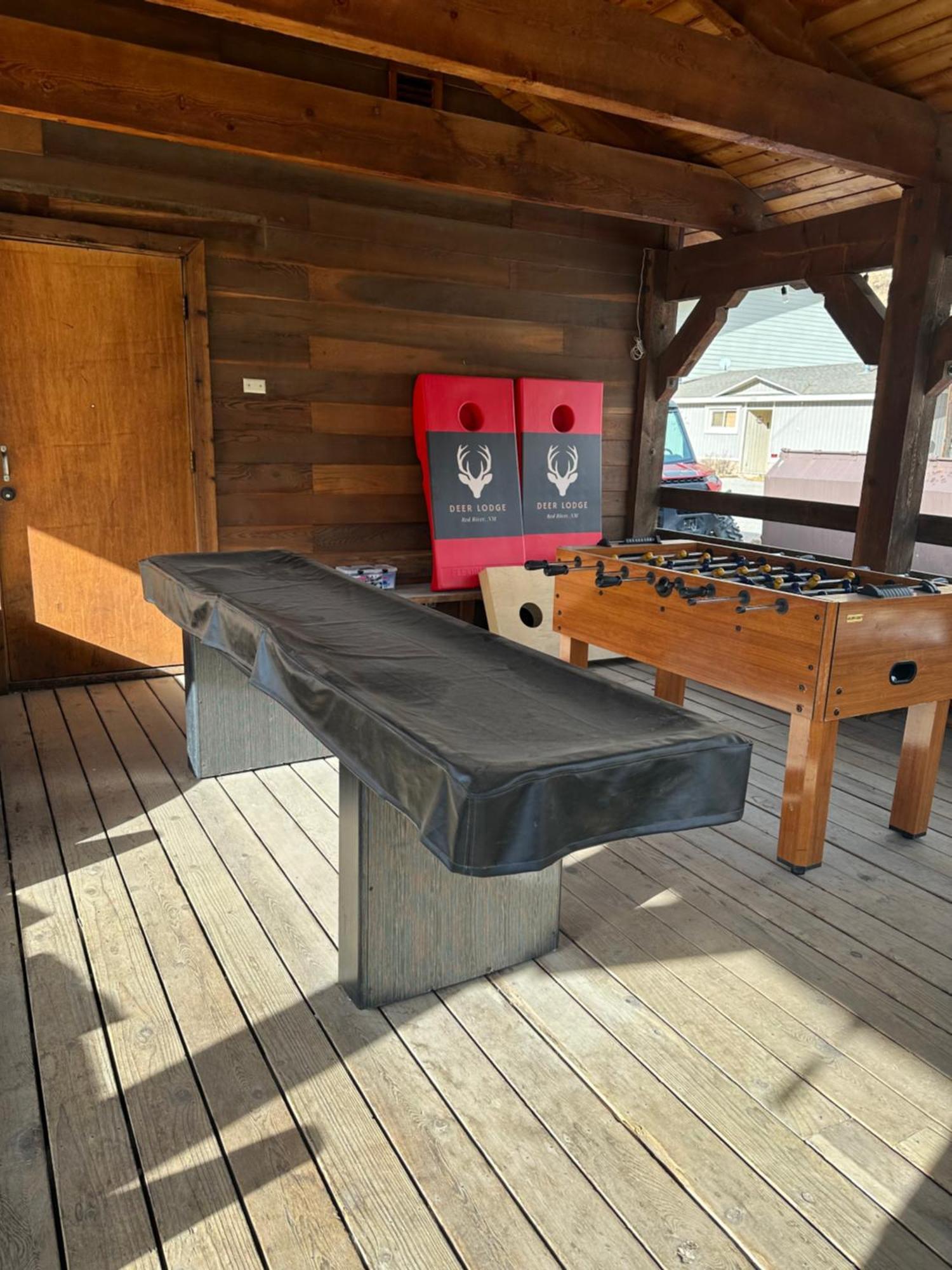 רד ריבר Deer Lodge מראה חיצוני תמונה