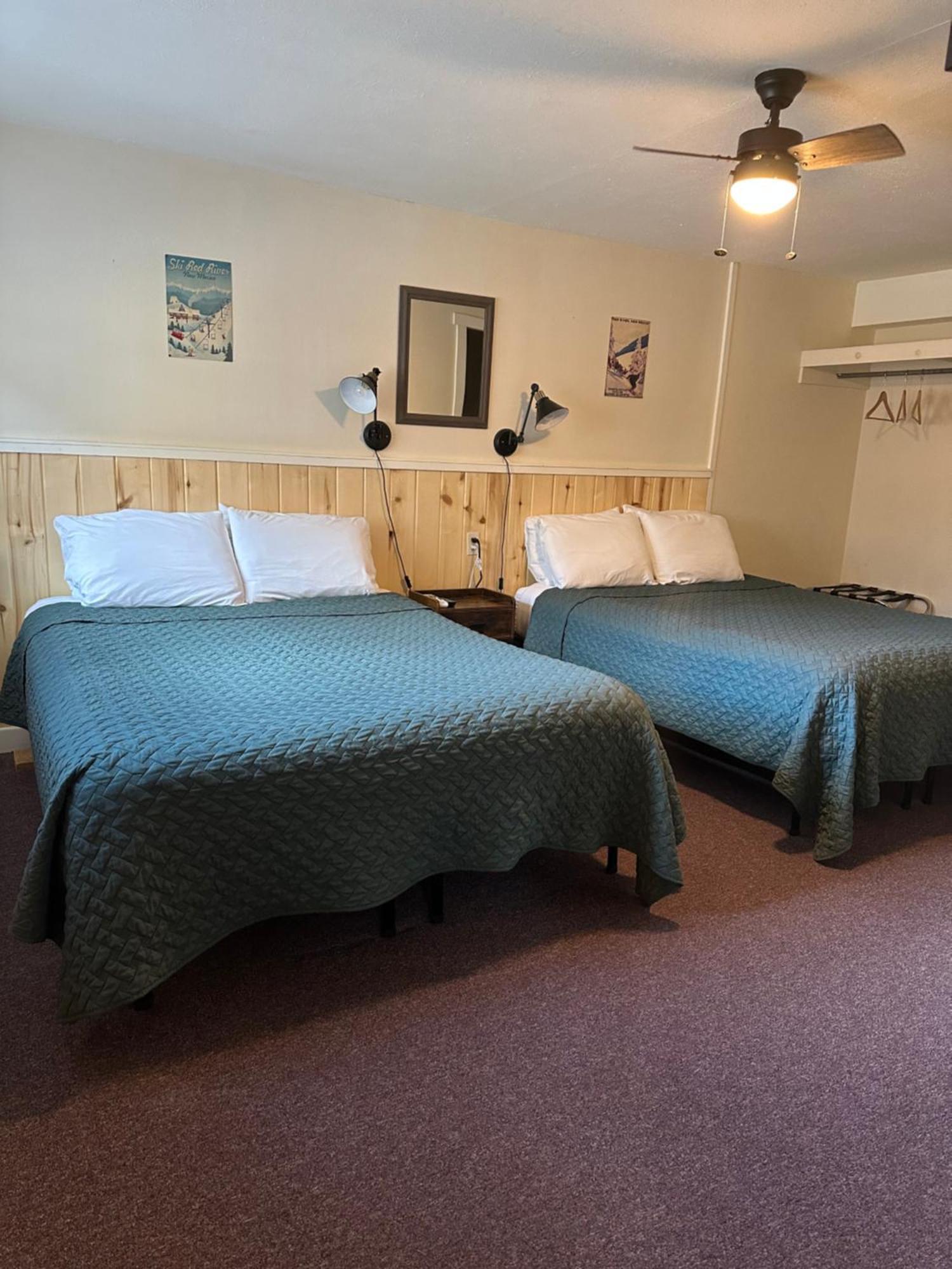 רד ריבר Deer Lodge חדר תמונה